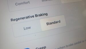 EV Regenerative braking selection